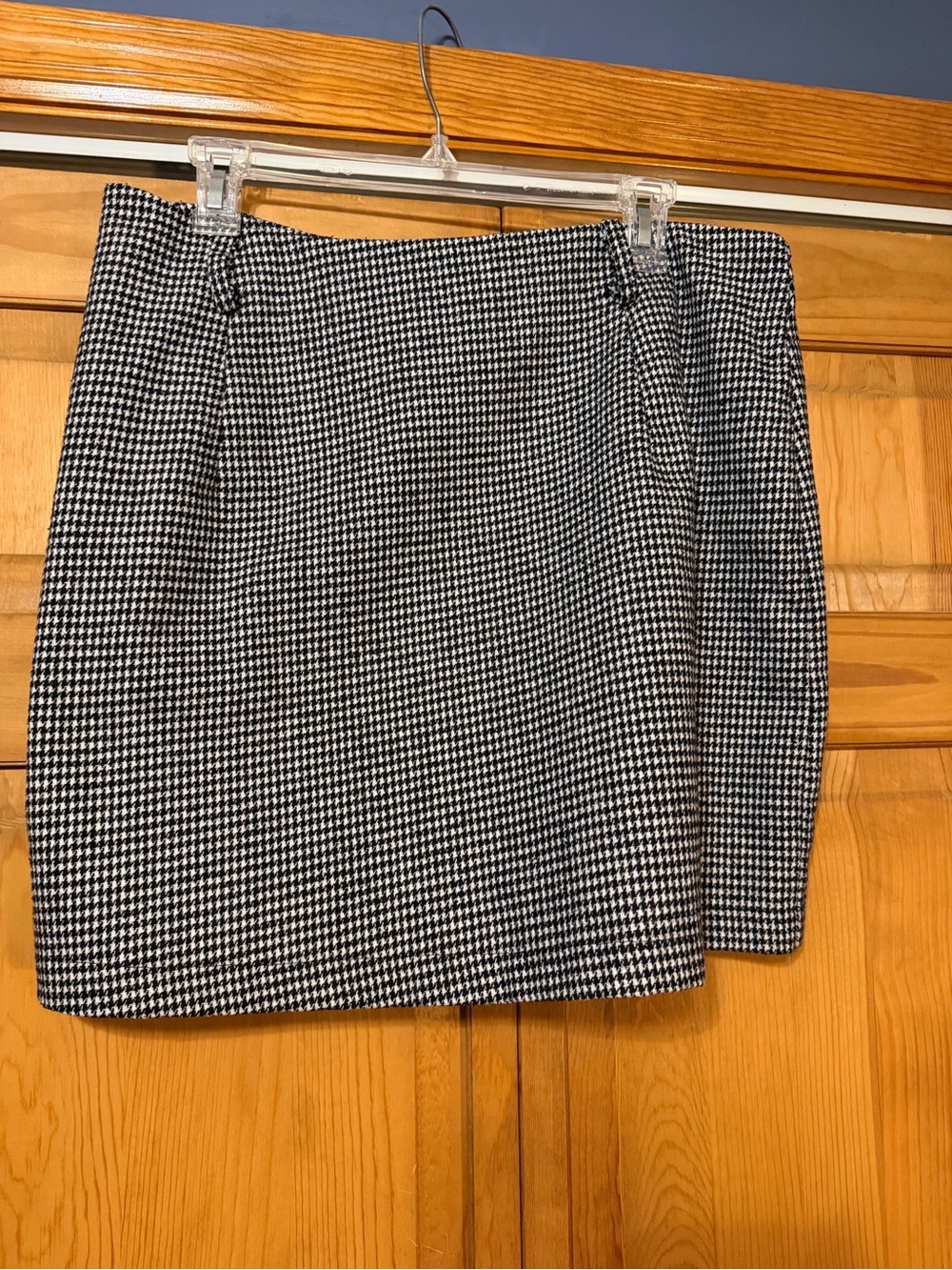 SHEIN Black and White Houndstooth Mini Skirt